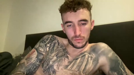 tattooedgiantt  30-12-2021